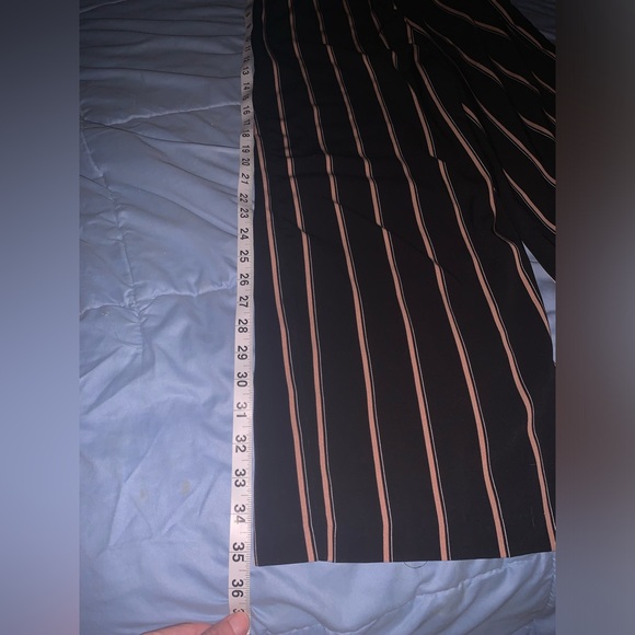 DYNAMITE 2 pairs paper bag waist/wide leg pants - Picture 5 of 16